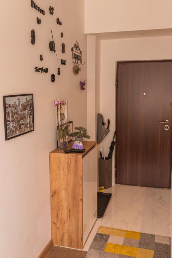 Downtown Apartment ترافنيك المظهر الخارجي الصورة