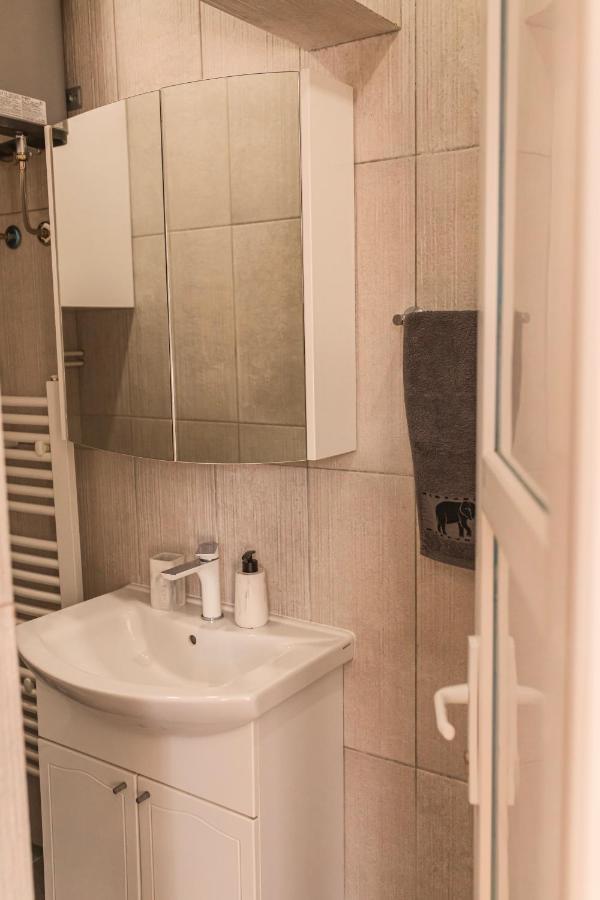Downtown Apartment ترافنيك المظهر الخارجي الصورة
