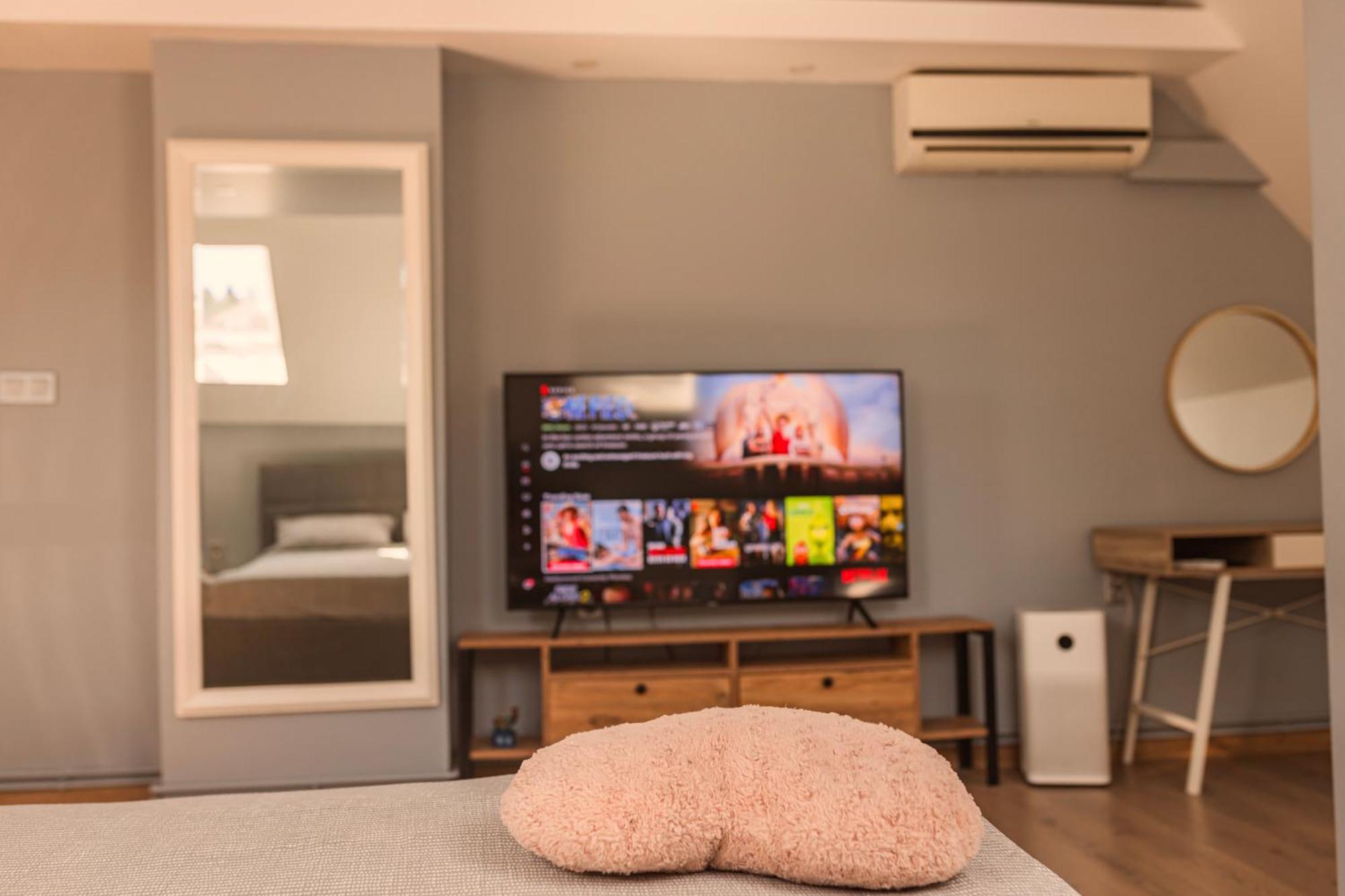 Downtown Apartment ترافنيك المظهر الخارجي الصورة